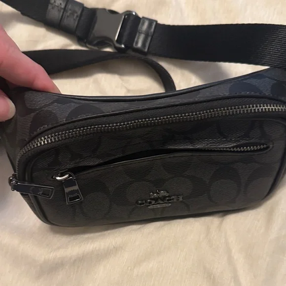 Coach Black Signature Belt Bag - Picture 3 of 6